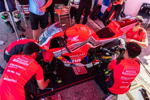 LA MONLAU MOTUL ENDURANCE RACE CULMINA AMB UN GRAN ÈXIT