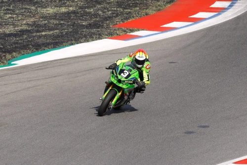 DE BELLES PERFORMANCES EN WORLDSBK, MOTOGP ET AUX 24 HEURES DE BARCELONE-CATALOGNE
