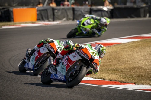 DE BELLES PERFORMANCES EN WORLDSBK, MOTOGP ET AUX 24 HEURES DE BARCELONE-CATALOGNE